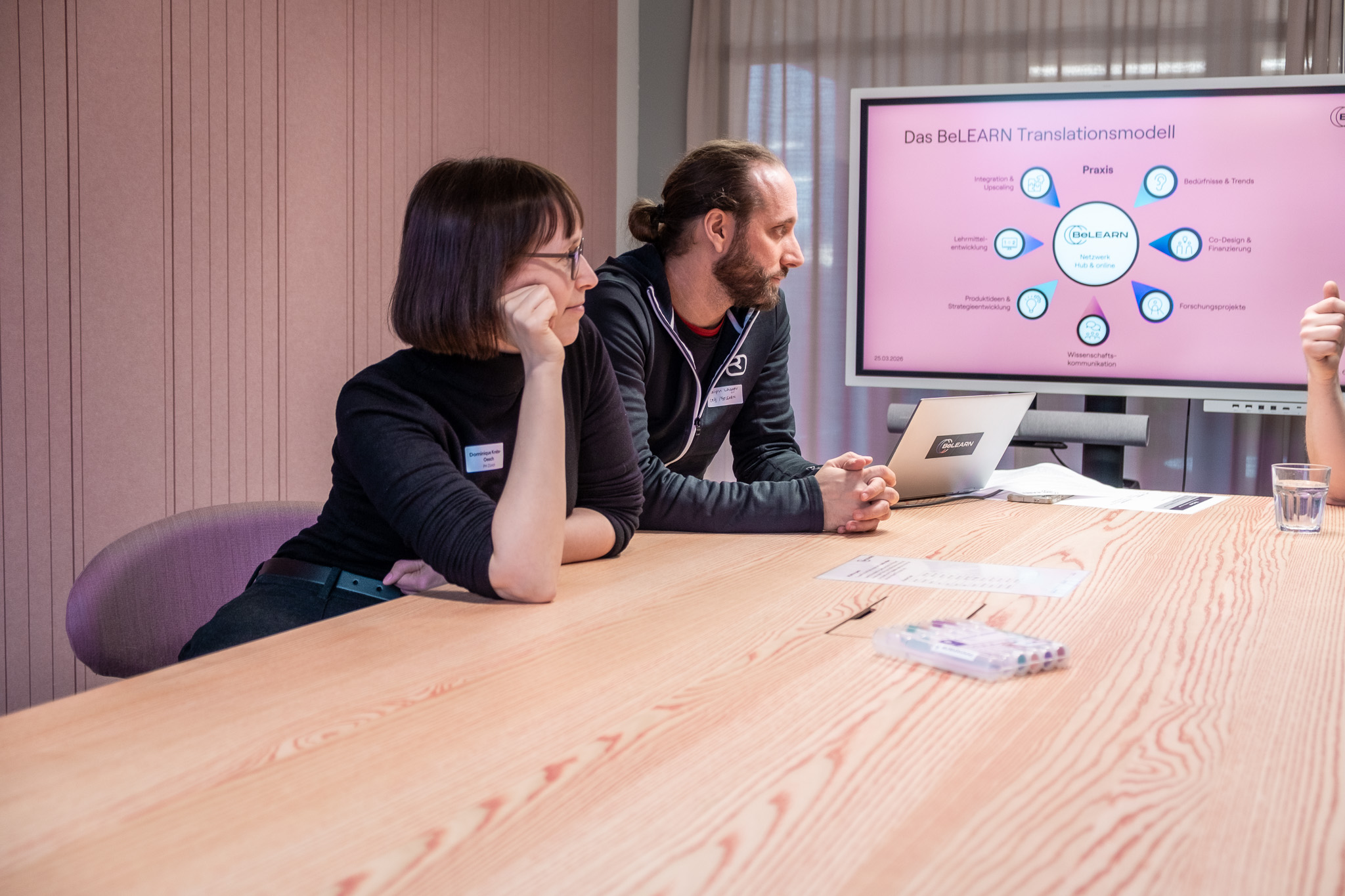Digitalisierung Bildung; KI Bildung, Digitale Bildung, Kompetenzzentrum; KI; Bildungsforschung, Schule, Startseite