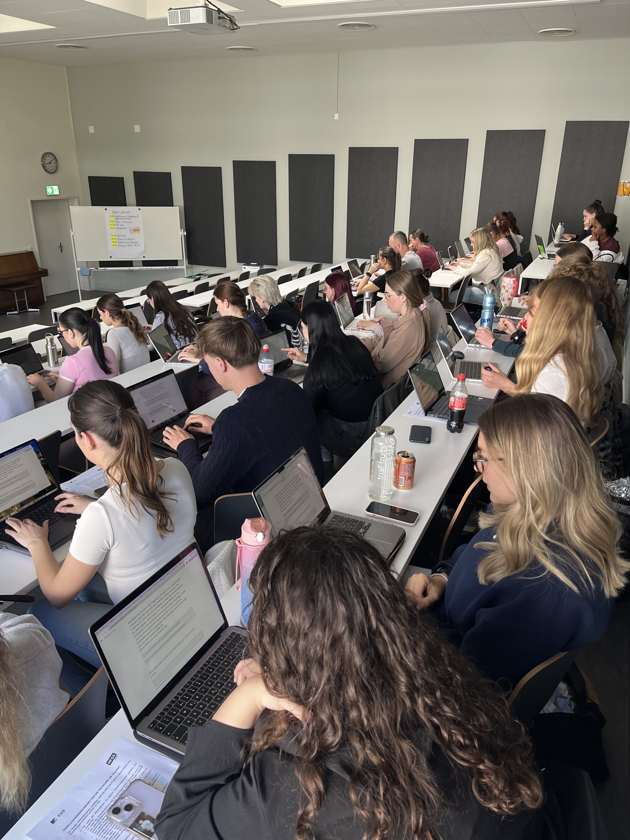 BeLEARN, VR in Pflege- und Medizininformatik-Ausbildung